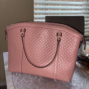 Authentic Gucci Purse!